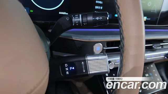 Hyundai Grandeur GN7 — Фото автомобиля 12
