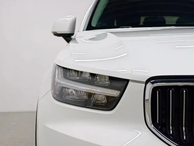 Volvo XC40 — Фото автомобиля 18