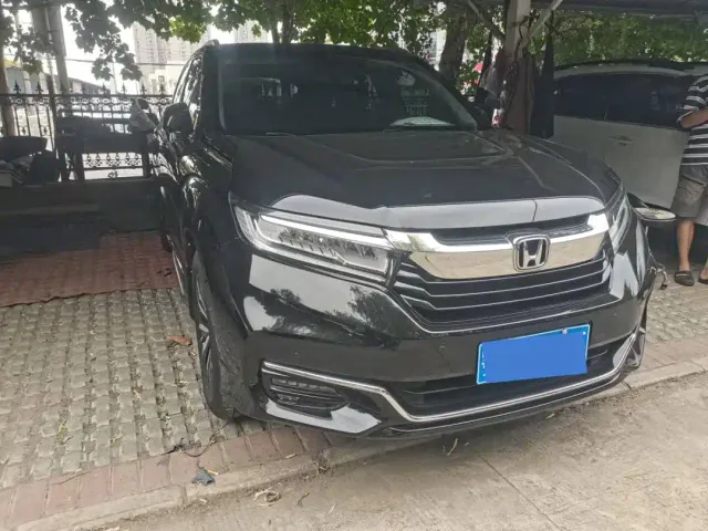 Honda Avancier — Фото автомобиля 2