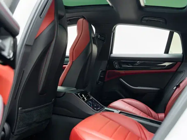 Porsche Panamera — Фото автомобиля 9
