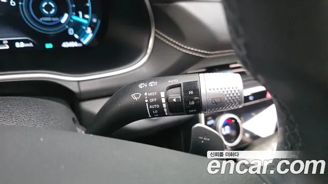 Genesis GV80 — Фото автомобиля 27