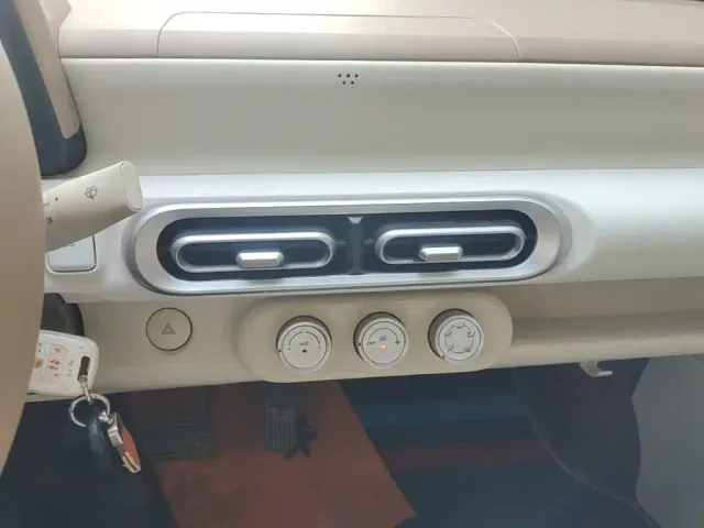 Wuling Hongguang Mini EV — Фото автомобиля 12