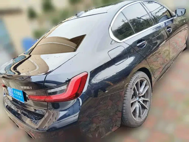 BMW 3 Series — Фото автомобиля 5