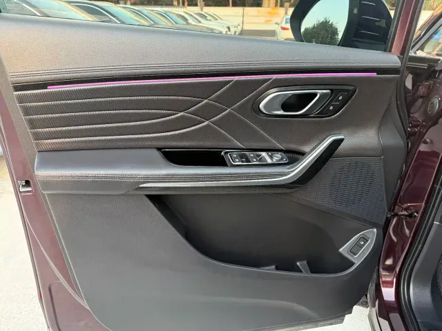 Maxus G90 — Фото автомобиля 3