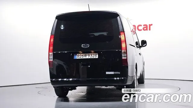 Hyundai Staria Staria Карго 5 мест — Фото автомобиля 2