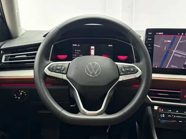 Volkswagen Sagitar — Фото автомобиля 7