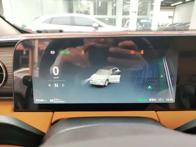 Leapmotor C11 — Фото автомобиля 11