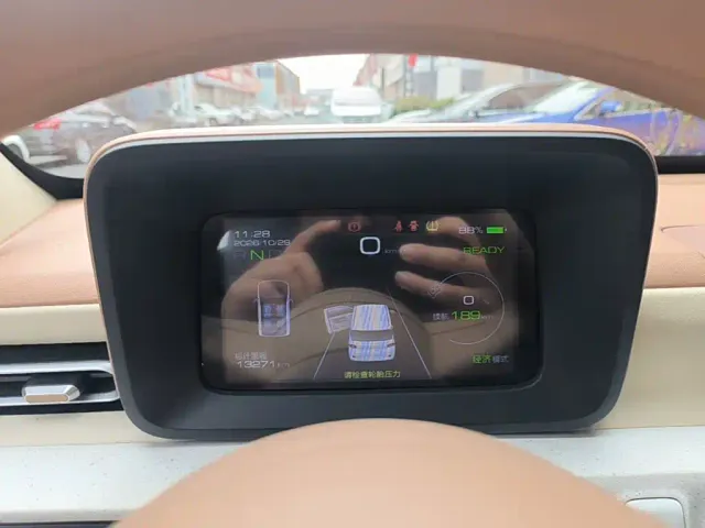 Wuling Hongguang Mini EV — Фото автомобиля 7