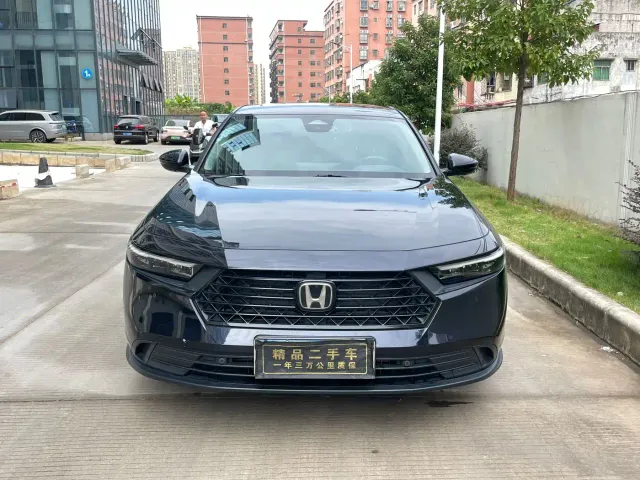 Honda Accord — Фото автомобиля 2