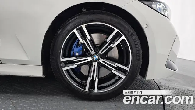 BMW 3-Series 3 серия (G20) 320i Touring M Sport — Фото автомобиля 22
