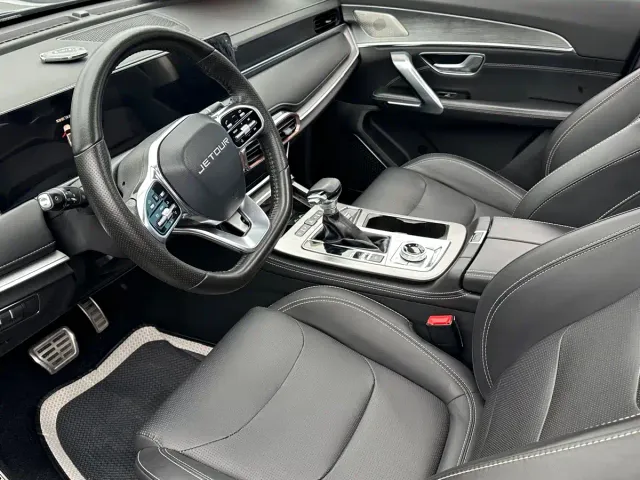 Jetour X70 Plus — Фото автомобиля 3