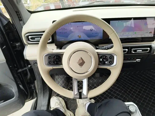 Baojun Yep — Фото автомобиля 10