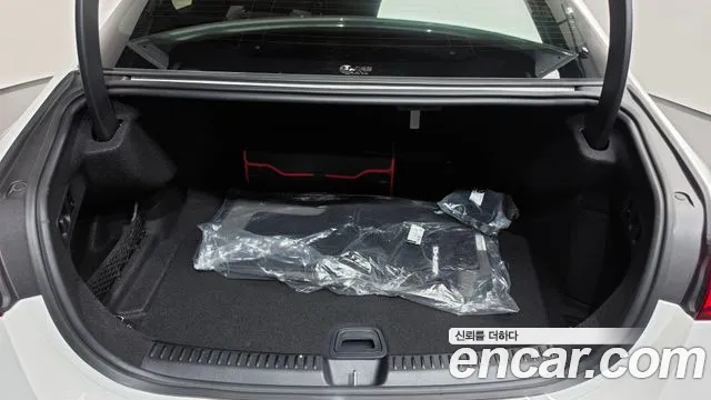 Mercedes-Benz E-Class E-класс W214 — Фото автомобиля 14