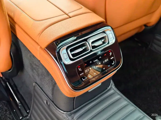 Mercedes-Benz S-Class — Фото автомобиля 9
