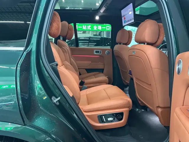 Li Auto Li L8 2025 Ultra Smart Renewal Edition — Фото автомобиля 16
