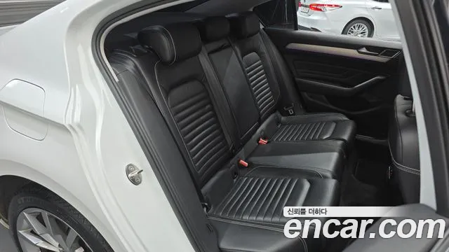 Volkswagen Passat Passat GT(B8) 2.0 TDI Prestige — Фото автомобиля 24