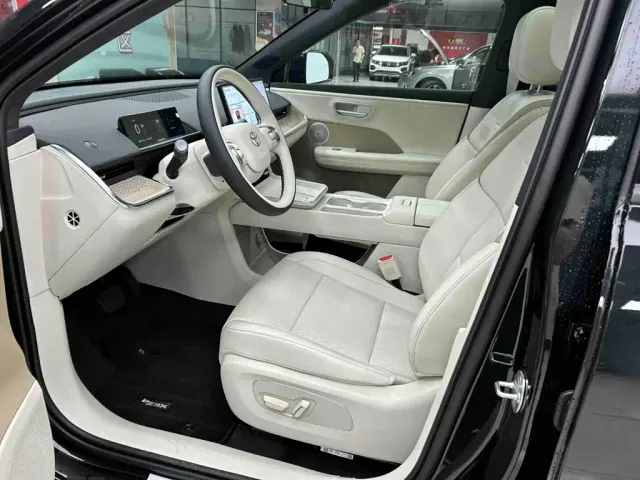 Toyota BoZhi 3X — Фото автомобиля 16