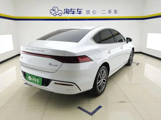 BYD Qin PLUS — Фото автомобиля 3