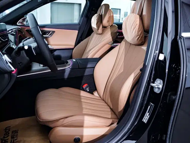 Mercedes-Benz E-Class — Фото автомобиля 17
