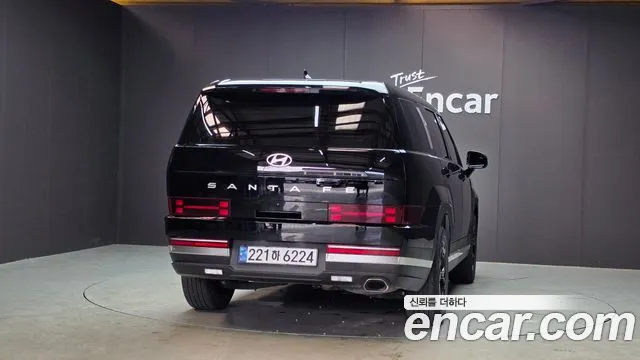 Hyundai Santa Fe — Фото автомобиля 4