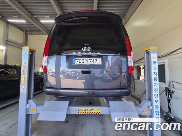 Hyundai Staria — Фото автомобиля 2