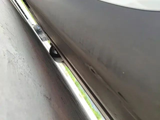 Tesla Model Y — Фото автомобиля 21