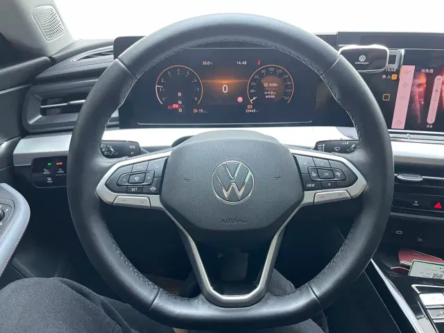 Volkswagen Lamando — Фото автомобиля 9