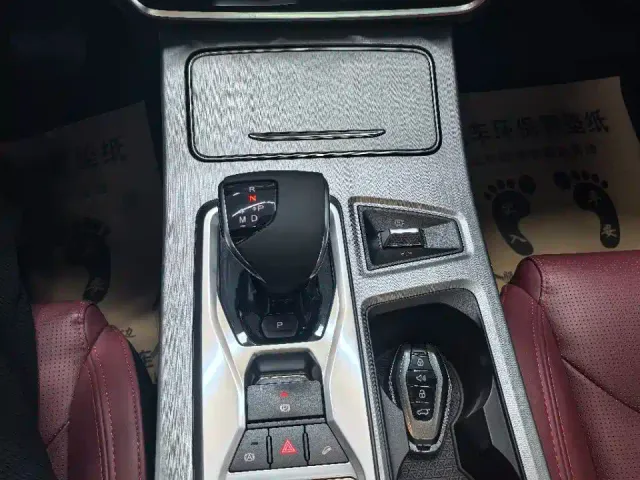 Jetour X70 Plus — Фото автомобиля 12
