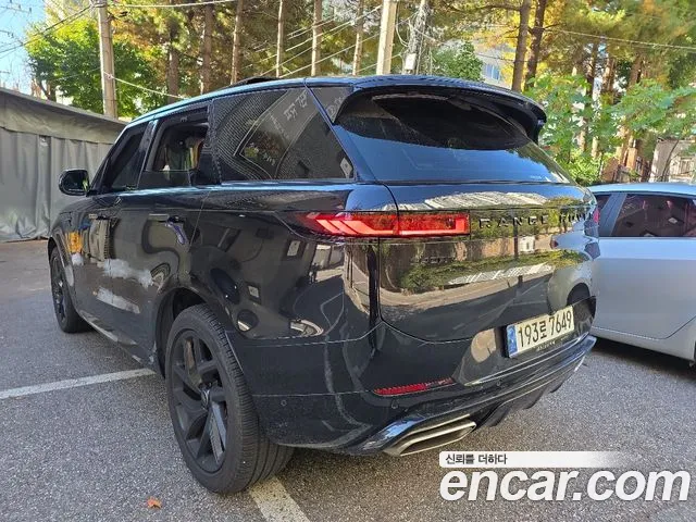Land Rover Range Rover Sport — Фото автомобиля 4