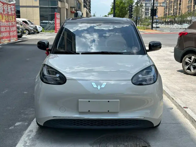 Wuling Bingo — Фото автомобиля 2