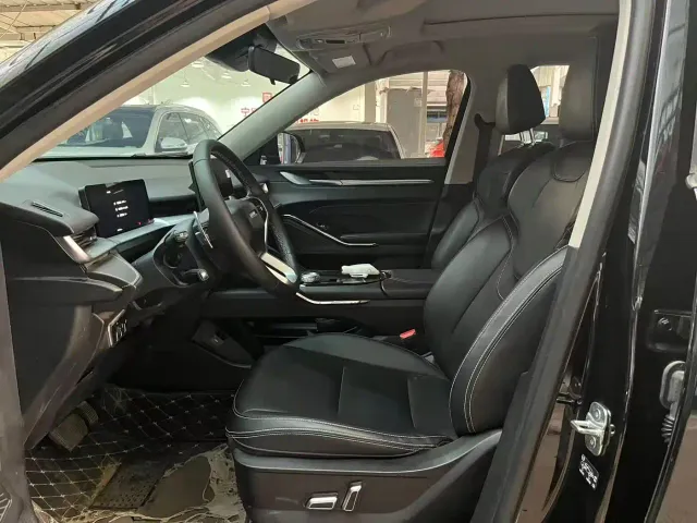 Haval H6 — Фото автомобиля 6