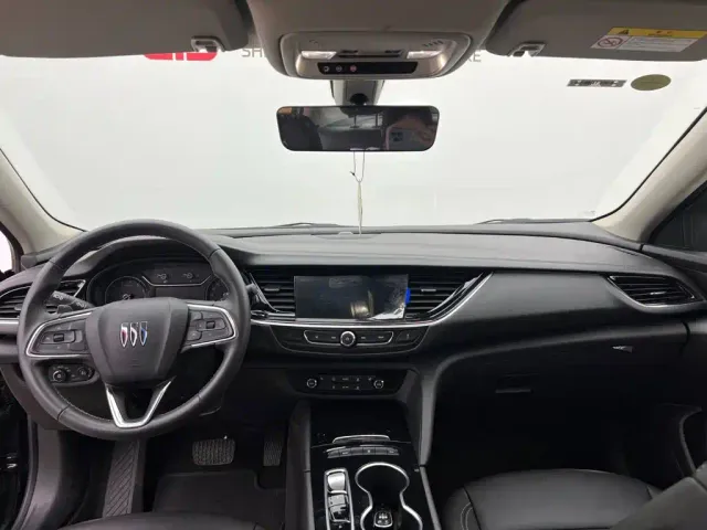 Buick Regal — Фото автомобиля 9