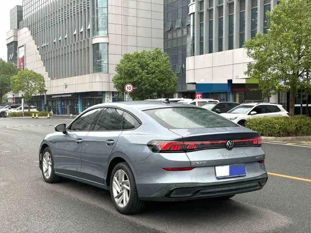Volkswagen Lamando — Фото автомобиля 11