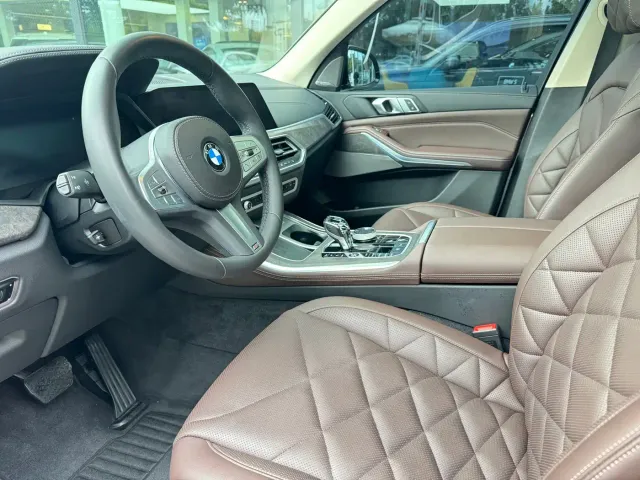 BMW X5 — Фото автомобиля 9