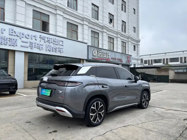 BYD Song L DM-i — Фото автомобиля 5