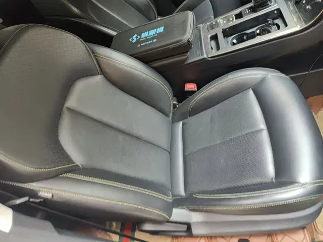 Roewe RX5 — Фото автомобиля 24