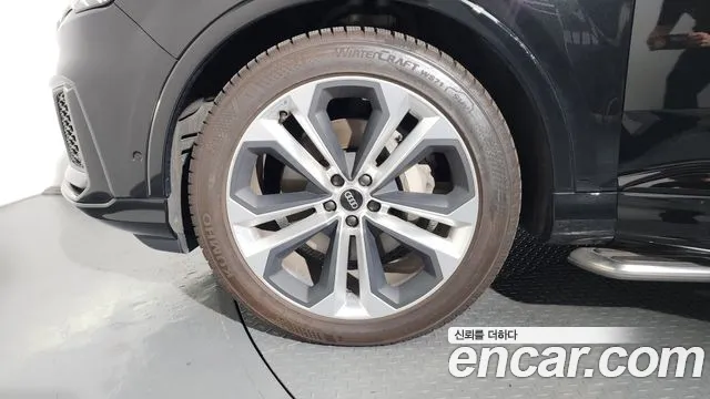 Audi Q7 55 TFSI quattro Premium — Фото автомобиля 5
