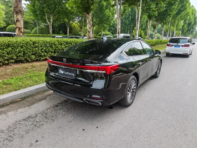 Buick LaCrosse — Фото автомобиля 4