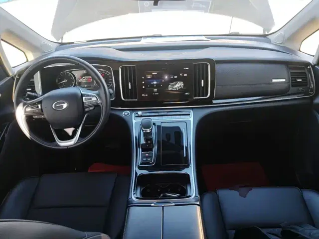 GAC Trumpchi M8 — Фото автомобиля 9