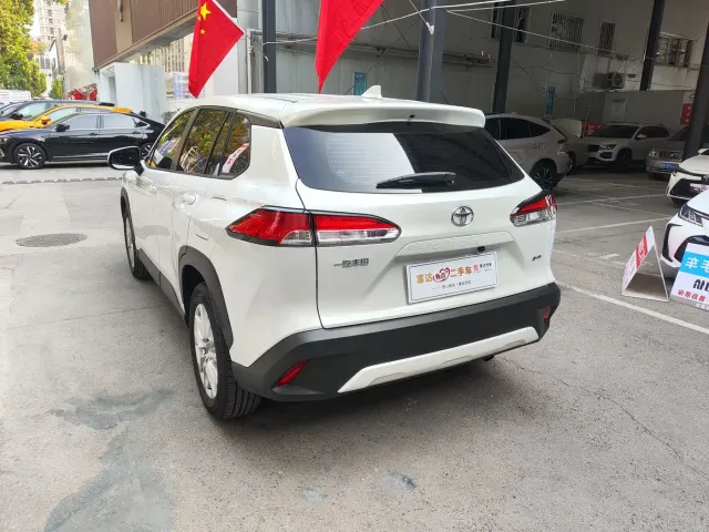 Toyota Corolla Cross 2024 2.0L Smart Hybrid Dual Engine Pioneer Edition — Фото автомобиля 13