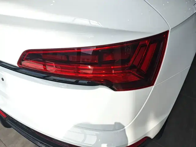 Audi Q5L Sportback — Фото автомобиля 7