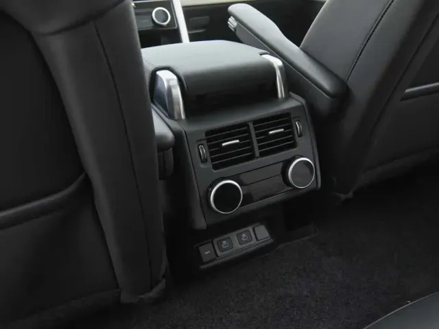 Land Rover Discovery — Фото автомобиля 13