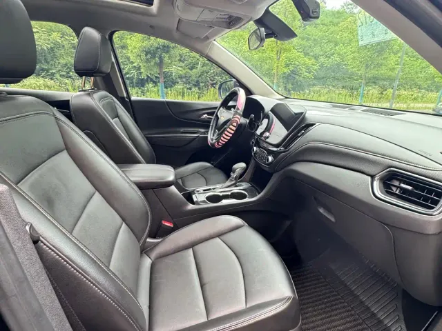 Chevrolet Equinox — Фото автомобиля 4