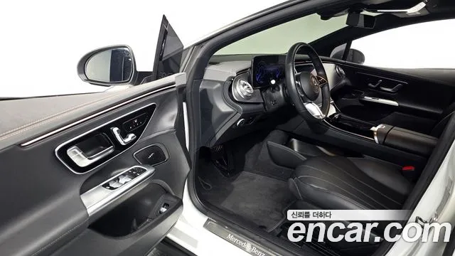 Mercedes-Benz EQE V295 — Фото автомобиля 15