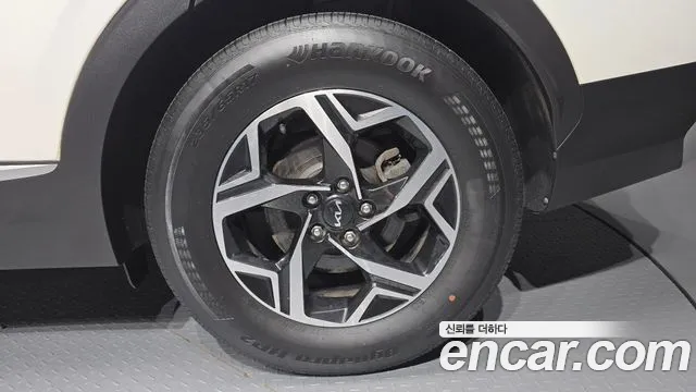 Kia Sportage Sportage 5-е поколение Дизель 2.0 2WD — Фото автомобиля 21
