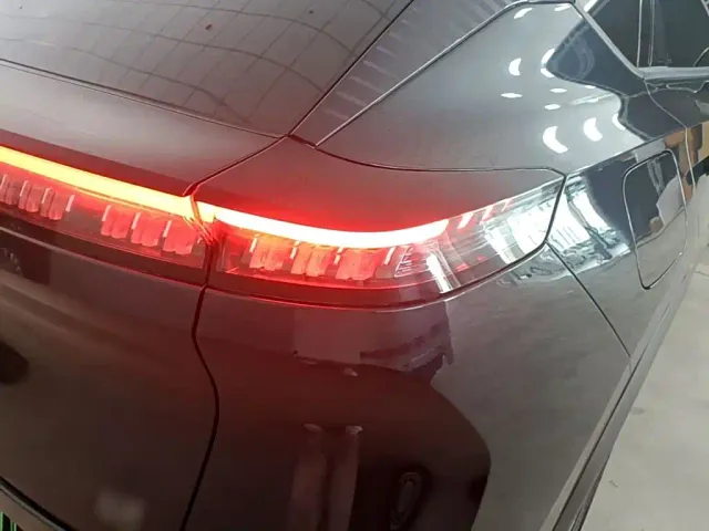 Dongfeng Fengshen L7 — Фото автомобиля 23