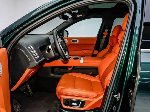 Li Auto L7 — Фото автомобиля 12