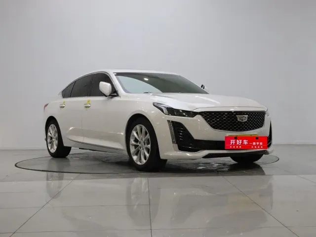 Cadillac CT5 — Фото автомобиля 3
