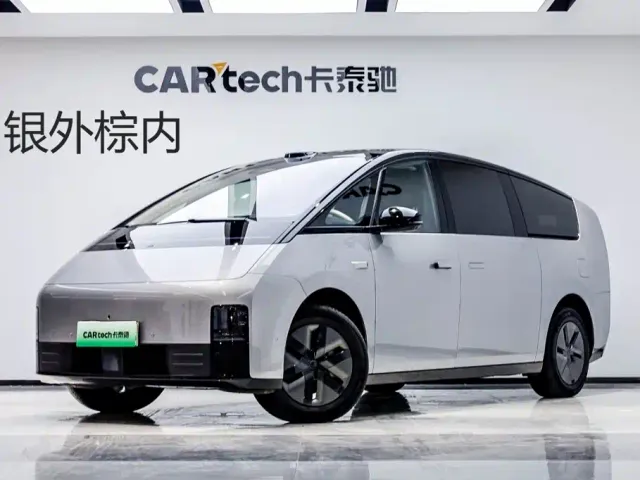 Li Auto MEGA — Фото автомобиля 2