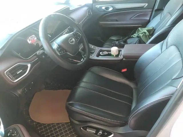 GAC Trumpchi M6 — Фото автомобиля 14